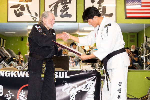 Willie Nelson; Black Belt